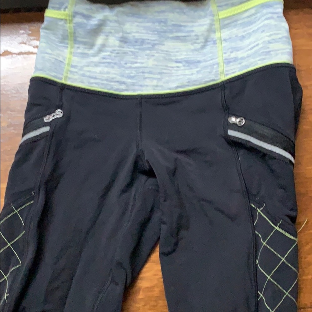 High Waisted Reflective Lululemon leggings size 4